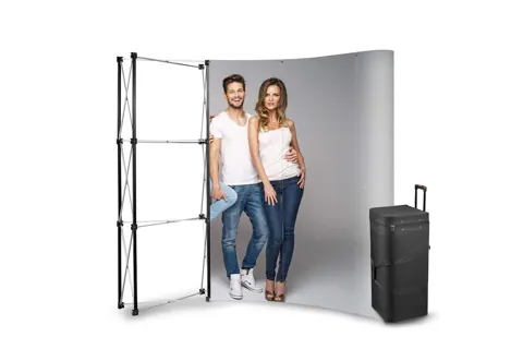 POP UP ARC 3x3 in a trolley case
