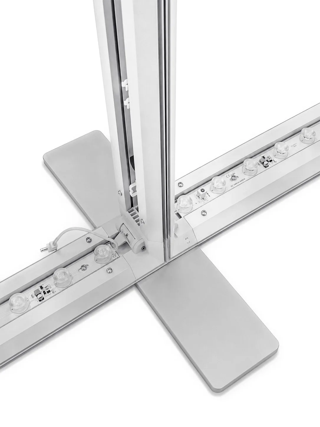 Top and bottom serial connector with "foot" for LED BOX™ PLUS — foto 4